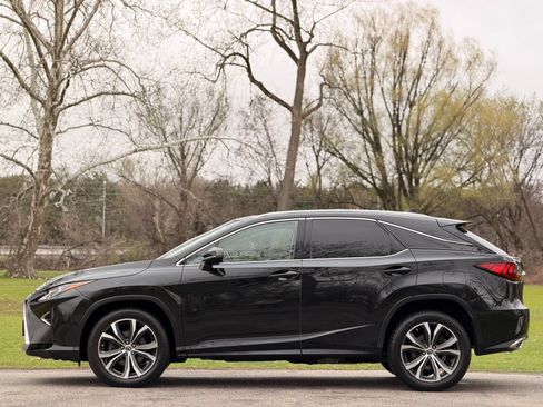 Used 2019 Lexus RX 350 AWD w/ Navigation Package image 3