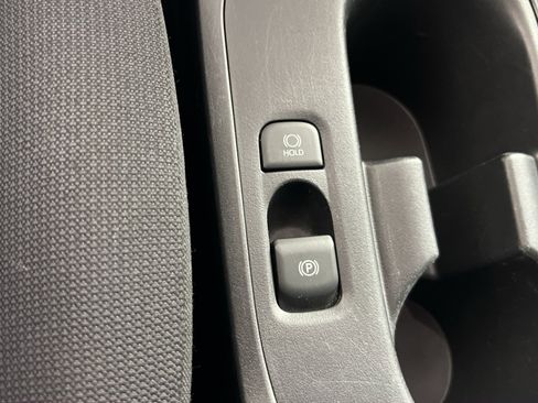 Used 2024 Toyota Corolla LE image 31