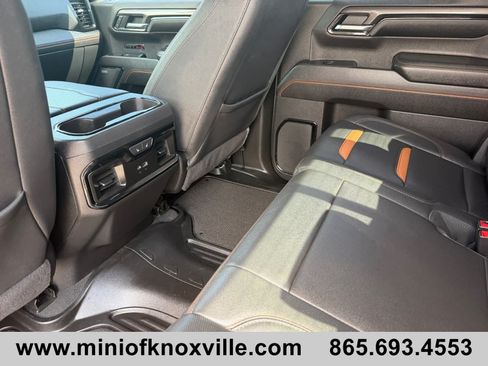 Used 2023 GMC Sierra 1500 AT4 w/ Technology Package AWD/4WD image 18