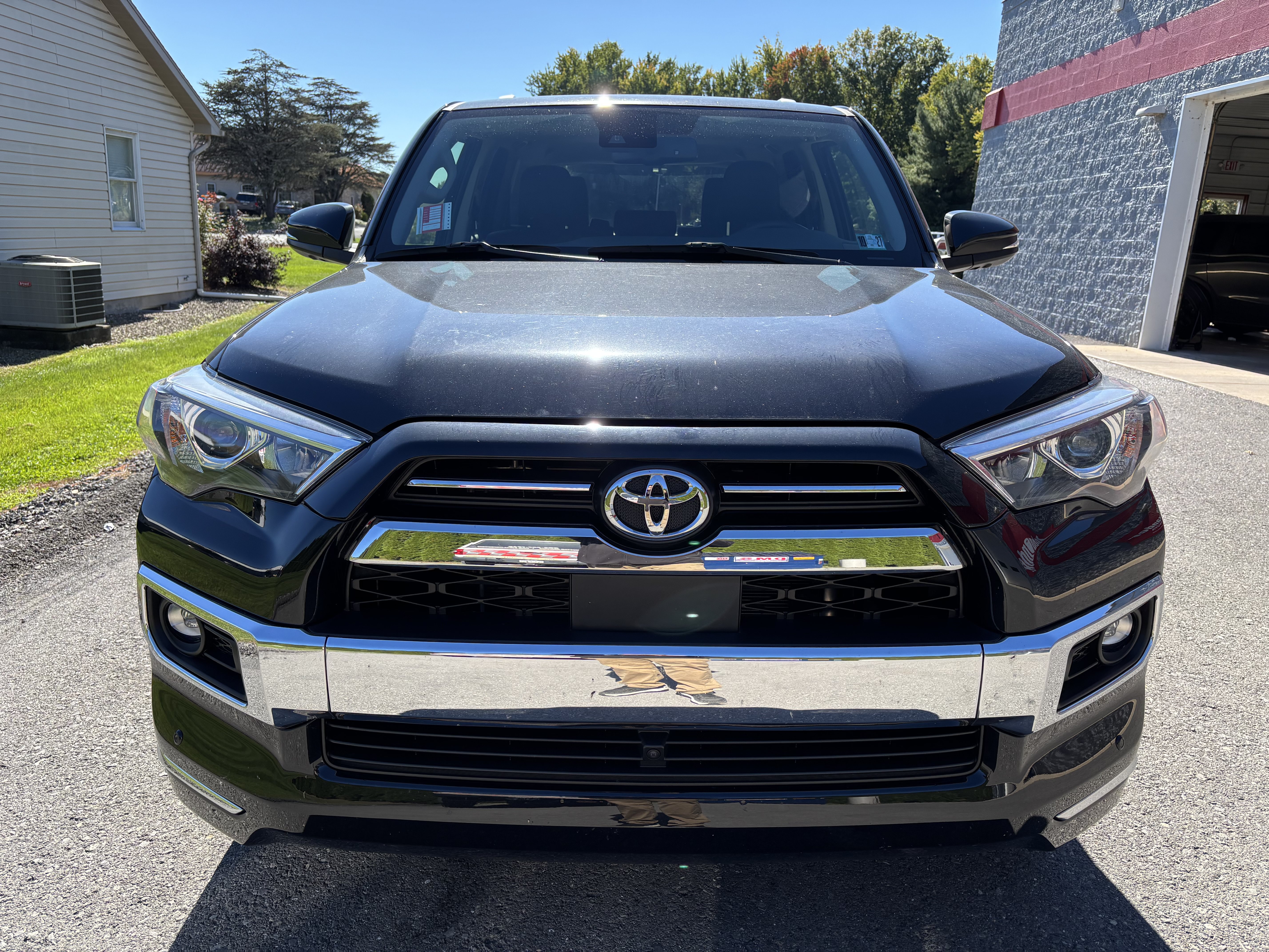 Used 2023 Toyota 4Runner Limited AWD/4WD image 9