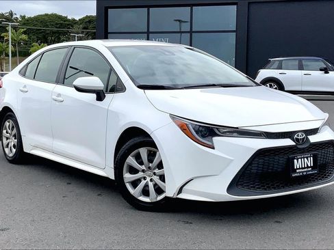 Used 2022 Toyota Corolla LE image 30