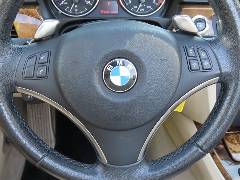 Used 2008 BMW 335i Convertible RWD image 17