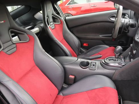Used 2019 Nissan 370Z NISMO image 21