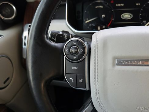 Used 2016 Land Rover Range Rover HSE image 31