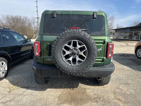 Used 2025 Ford Bronco Badlands image 10