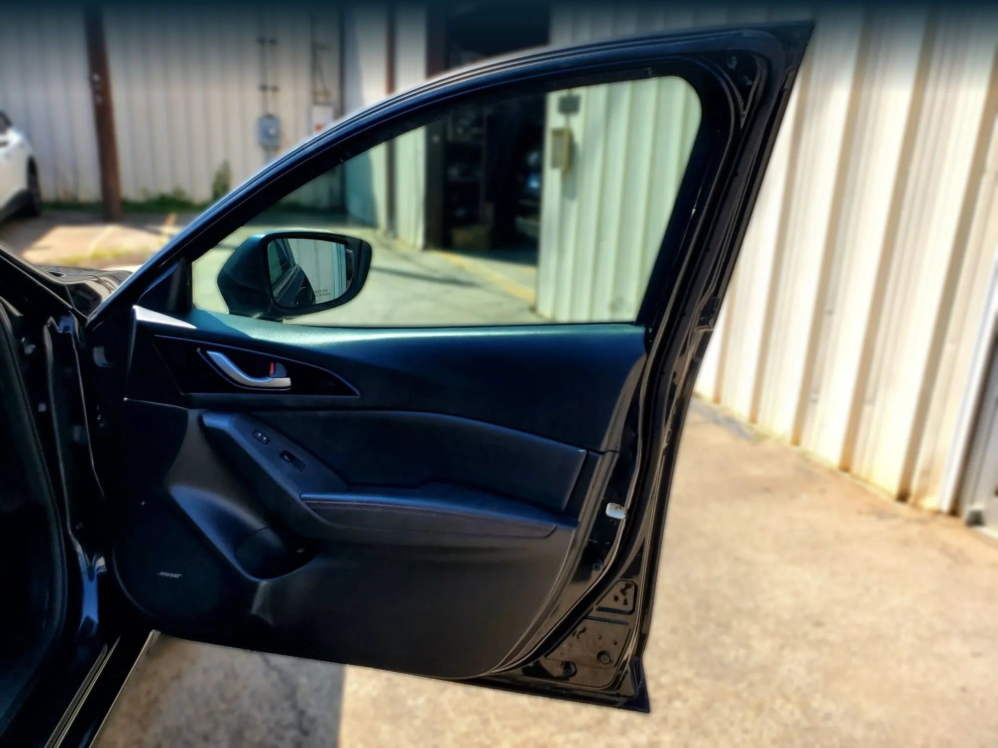 Used 2016 MAZDA MAZDA3 i Grand Touring FWD image 27