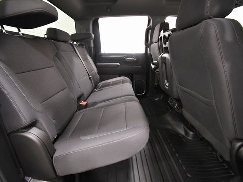 Used 2024 GMC Sierra 3500 SLE w/ SLE Convenience Package image 16