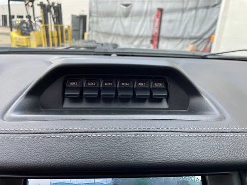 Used 2022 Ford Ranger Lariat w/ Tremor Off-Road Package AWD/4WD image 19
