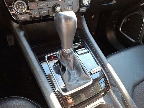 Certified 2022 Jeep Compass Latitude image 18