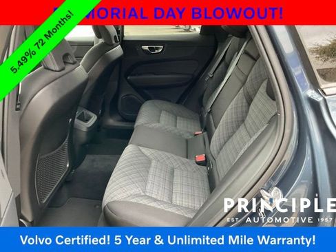Certified 2024 Volvo XC60 B5 Core AWD/4WD image 27