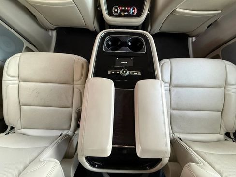 Used 2020 Lincoln Navigator Reserve w/ Luxury Package AWD/4WD image 50