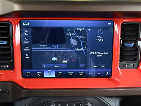 Used 2023 Ford Bronco Outer Banks AWD/4WD image 39