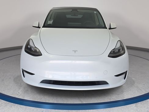 Used 2022 Tesla Model Y Performance AWD/4WD image 2