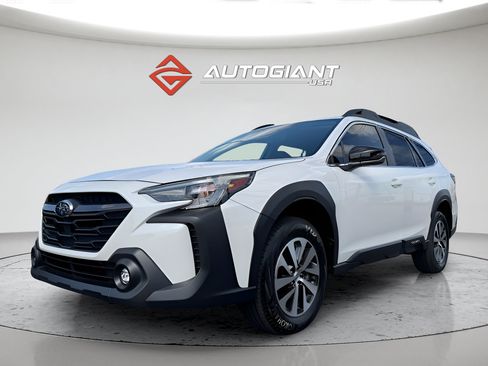 Used 2024 Subaru Outback Premium AWD/4WD image 14