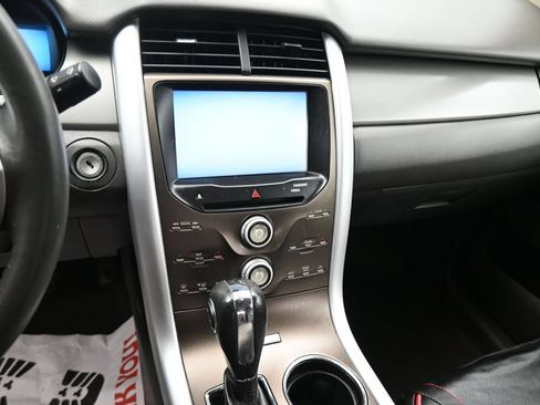 Used 2013 Ford Edge SEL FWD image 5