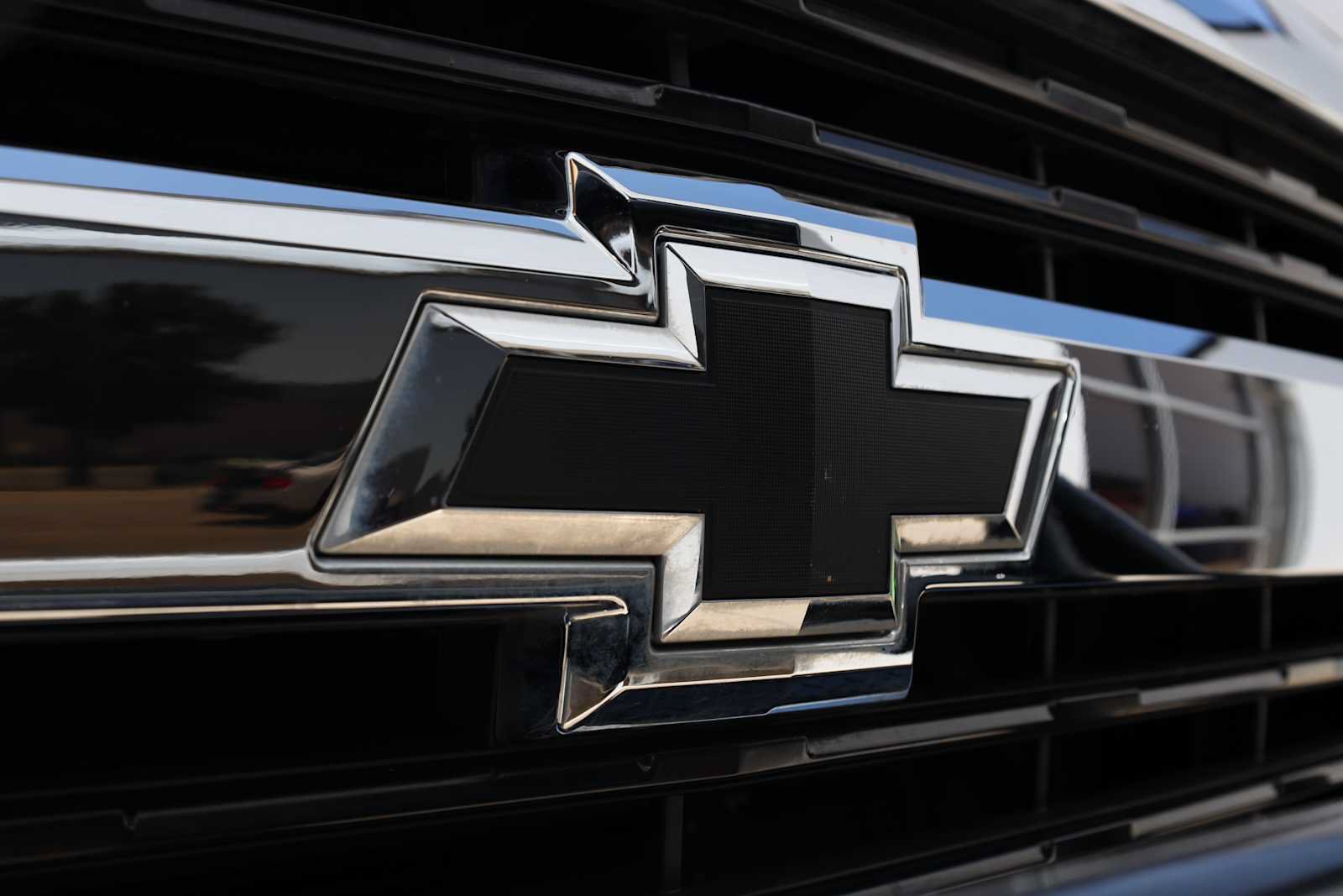 Used 2015 Chevrolet Silverado 2500 LTZ w/ Duramax Plus Package AWD/4WD image 52