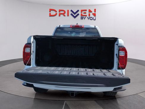 Used 2026 GMC Canyon AT4 w/ Technology Plus Package image 5