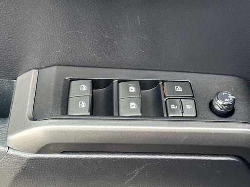 Used 2021 Toyota Tacoma TRD Sport image 21