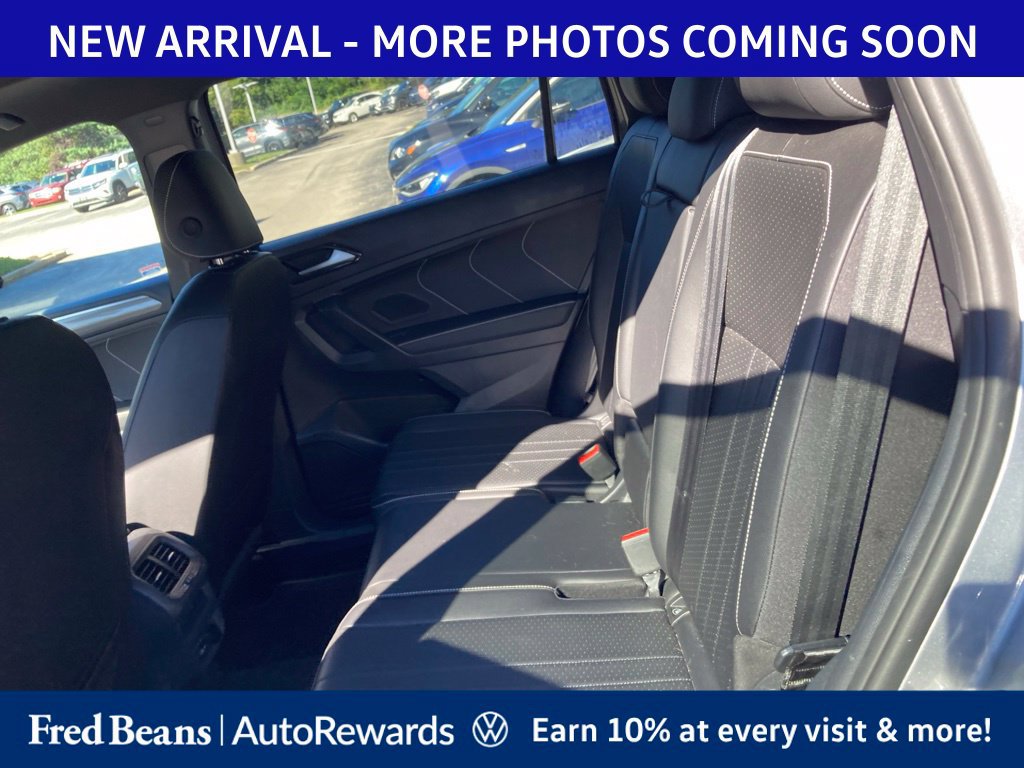 Certified 2024 Volkswagen Tiguan SE R-Line AWD/4WD image 10