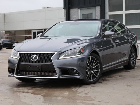 Used 2014 Lexus LS 460 AWD w/ F Sport Package image 3