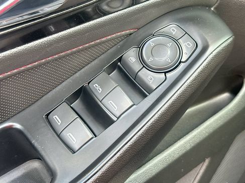 Certified 2023 Chevrolet Traverse RS FWD image 17