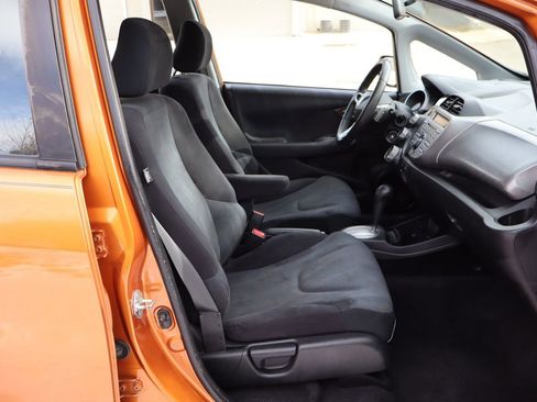 Used 2010 Honda Fit Sport image 22