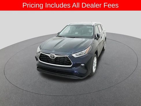 New 2026 Toyota Highlander Limited AWD/4WD image 16