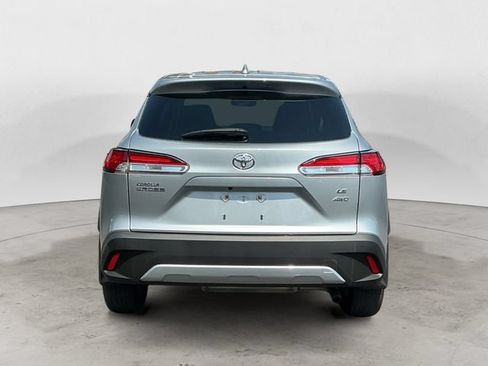 Used 2022 Toyota Corolla Cross LE AWD/4WD image 6