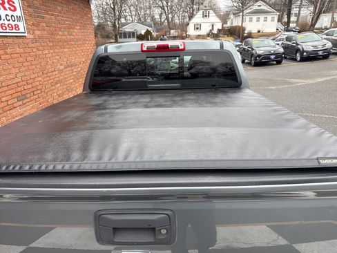 Used 2020 Chevrolet Colorado Z71 image 11