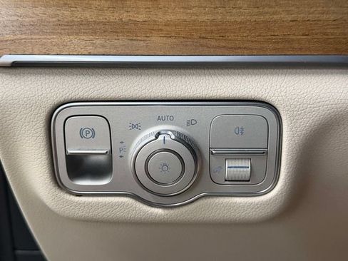 Used 2022 Mercedes-Benz GLE 350 4MATIC image 21