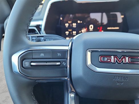 New 2026 GMC Canyon Elevation w/ Convenience Package image 12