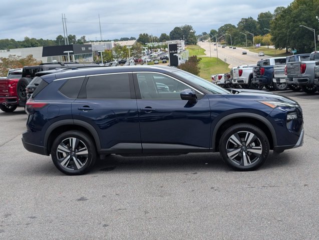 Used 2026 Nissan Rogue SL FWD image 6