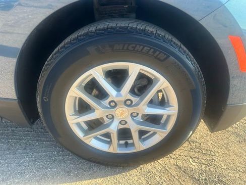 Used 2024 Chevrolet Equinox LS w/ LS Convenience Package image 11