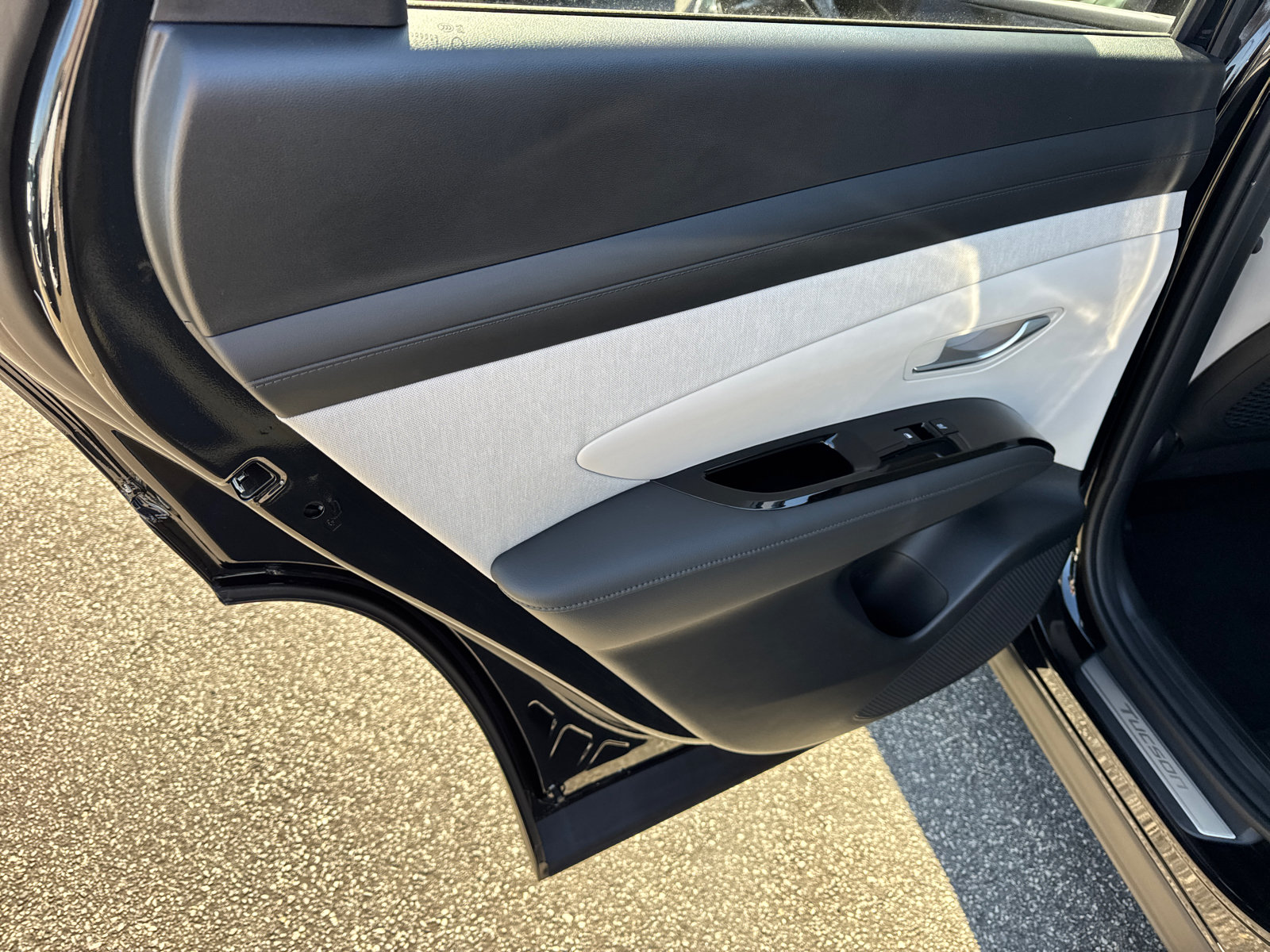 New 2026 Hyundai Tucson Limited FWD image 13
