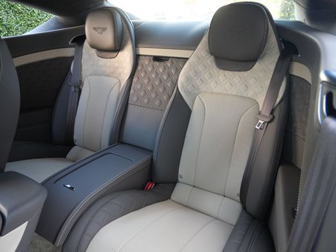 Used 2022 Bentley Continental GT AWD/4WD image 20