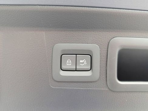 New 2025 MAZDA CX-50 2.5 Hybrid w/ Premium Plus Pkg image 16