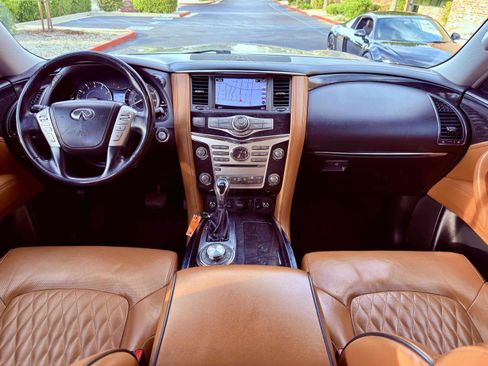 Used 2019 INFINITI QX80 Luxe w/ 22" Wheel Package AWD/4WD image 32