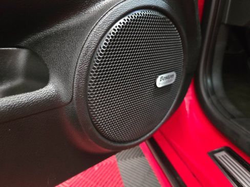 Used 2015 Chevrolet Camaro SS w/ Commemorative Special Edition RWD image 30