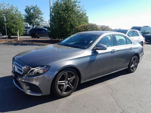 Used 2017 Mercedes-Benz E 300 4MATIC image 21