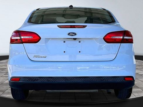 Used 2018 Ford Focus S image 5