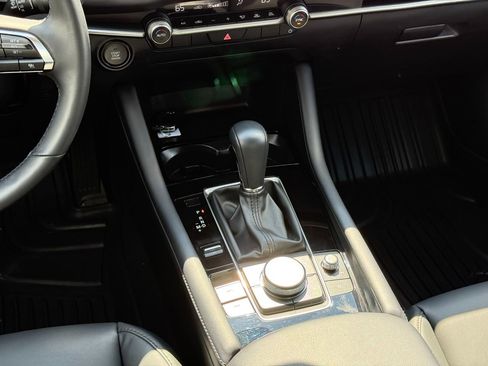 Used 2025 MAZDA MAZDA3 s FWD image 18