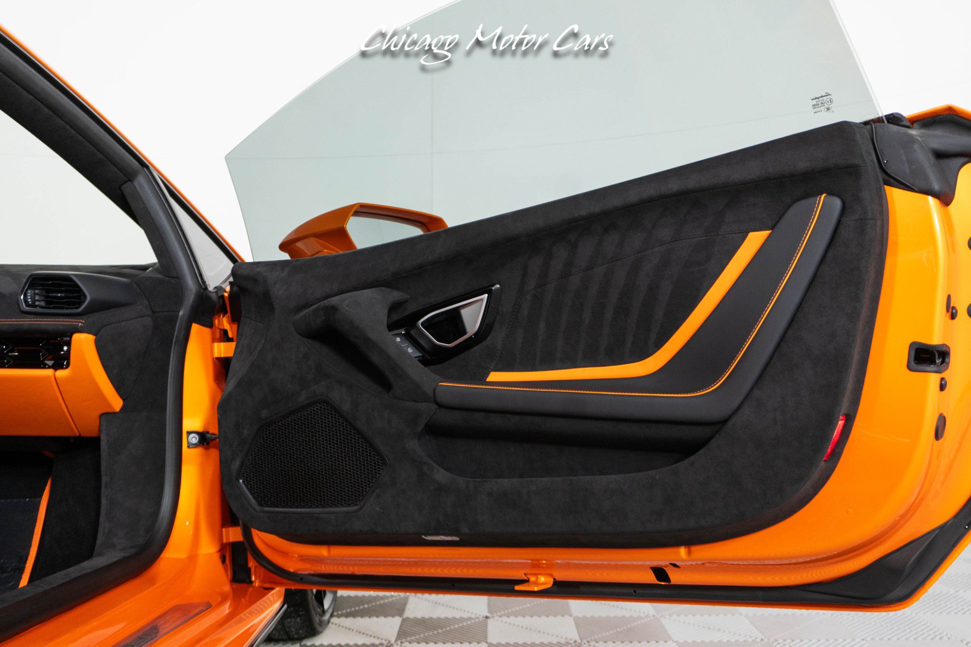 Used 2023 Lamborghini Huracan Tecnica RWD image 23