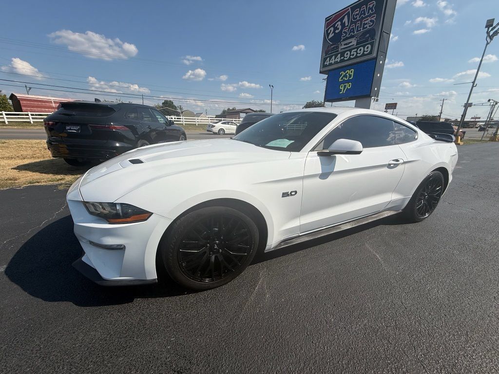 Used 2018 Ford Mustang GT Premium w/ GT Performance Package RWD image 7