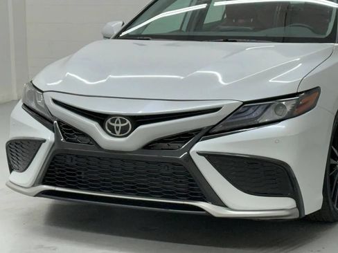 Used 2021 Toyota Camry XSE w/ Navigation Upgrade Package FWD image 40