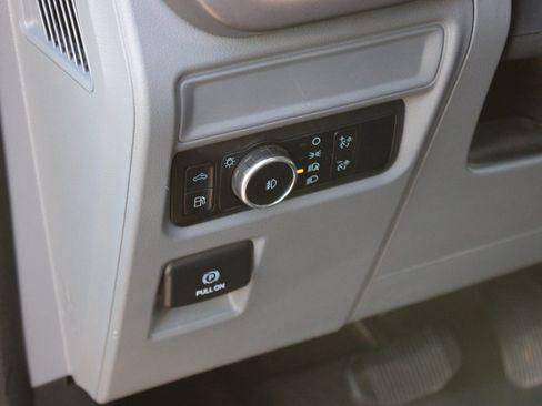 Used 2024 Ford F150 XLT w/ Mobile Office Package image 20