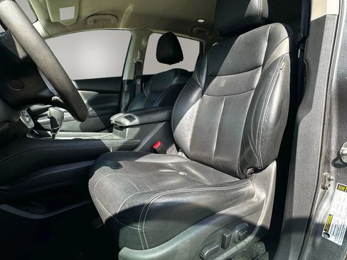 Used 2016 Nissan Murano SL w/ Cargo Package FWD image 19
