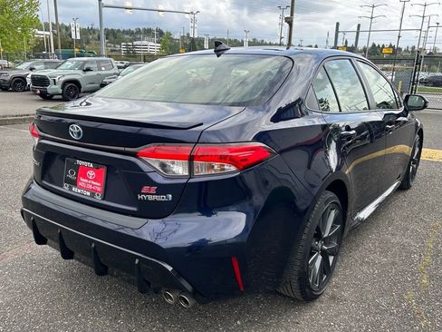 Certified 2024 Toyota Corolla SE w/ SE Package FWD image 5