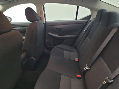 Used 2024 Nissan Sentra SV FWD image 18