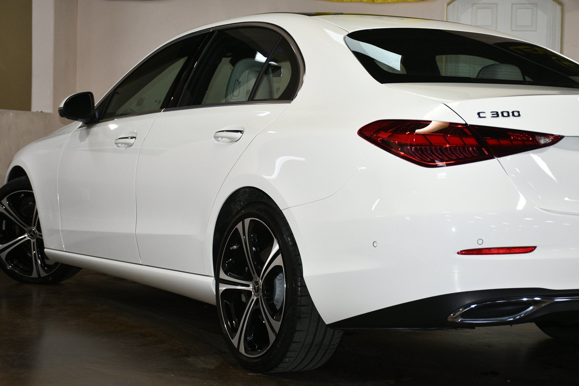 Used 2023 Mercedes-Benz C 300 Sedan image 55