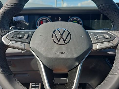 New 2026 Volkswagen Tiguan SE R-Line image 16